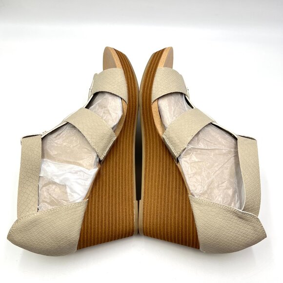 9.5W 9.5 WIDE WIDTH Dr Scholls Beige Oatmeal Snakeskin Wedges Sandals Shoes - Picture 9 of 15